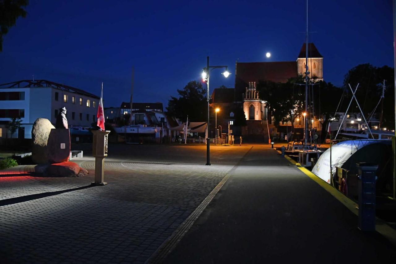 Ahoy Puck Apartament Przy Plazy Z Widokiem Na Morze Eksteriør billede
